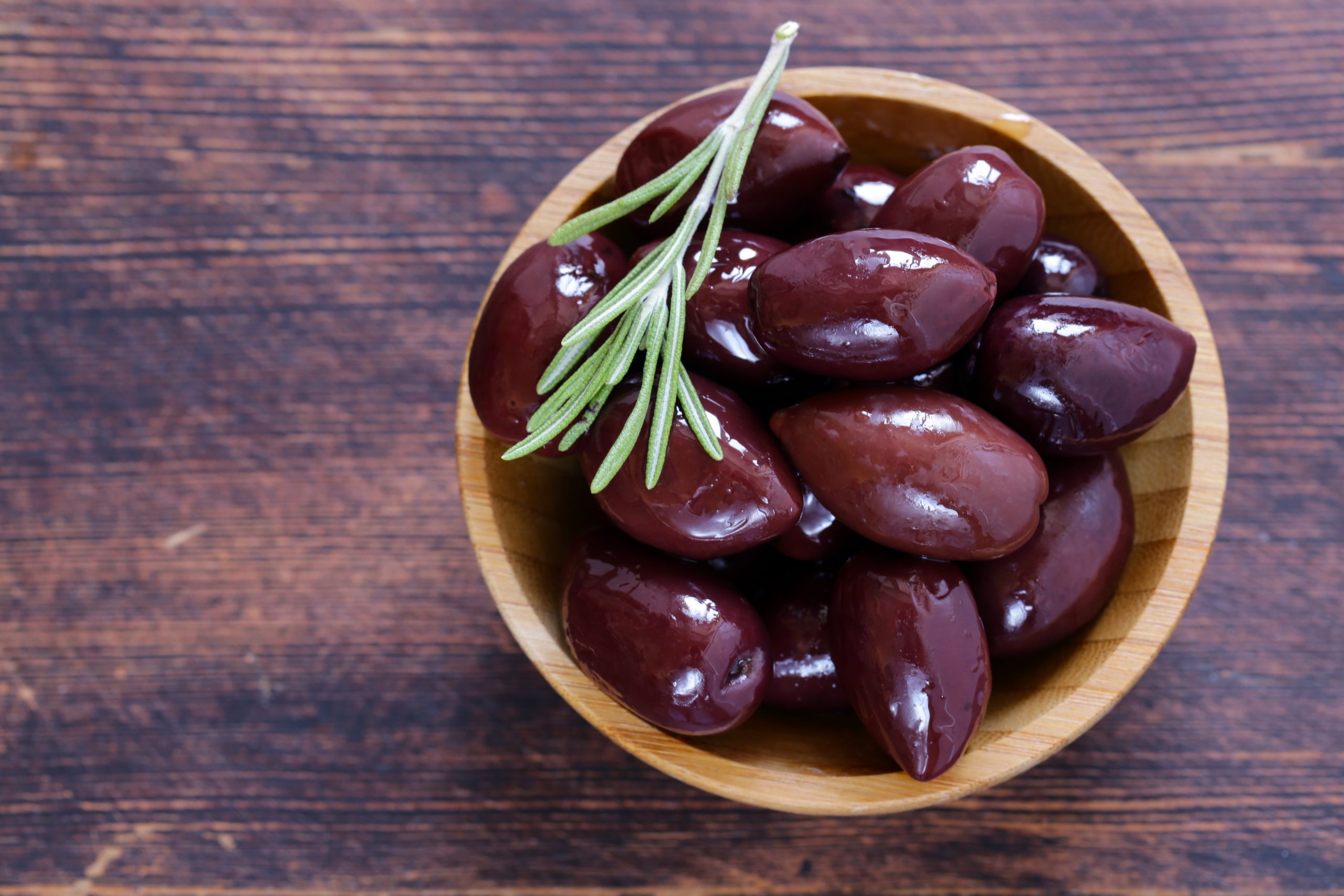 kalamata olives in a bowl